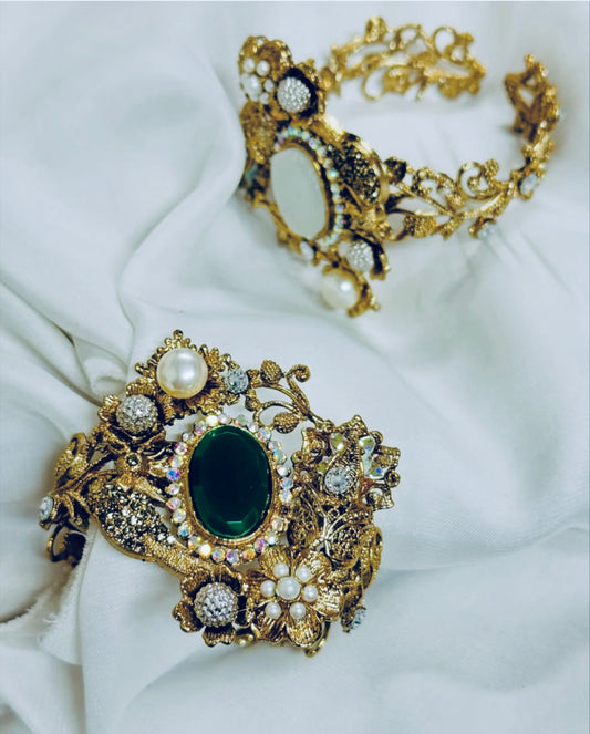 Emrald green cuff