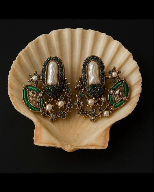 Emrald grace studs